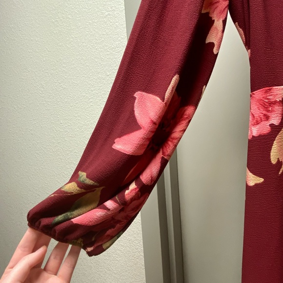 Burgundy High-low dress - Picture 4 of 5